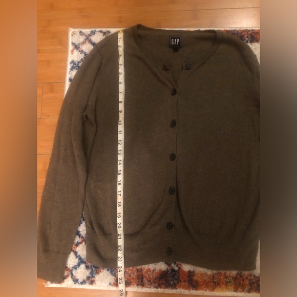 Gap Cardigan - Picture 6 of 6